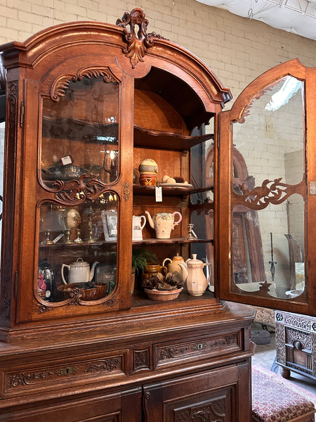Antique Oak Display Cabinet/Hutch
