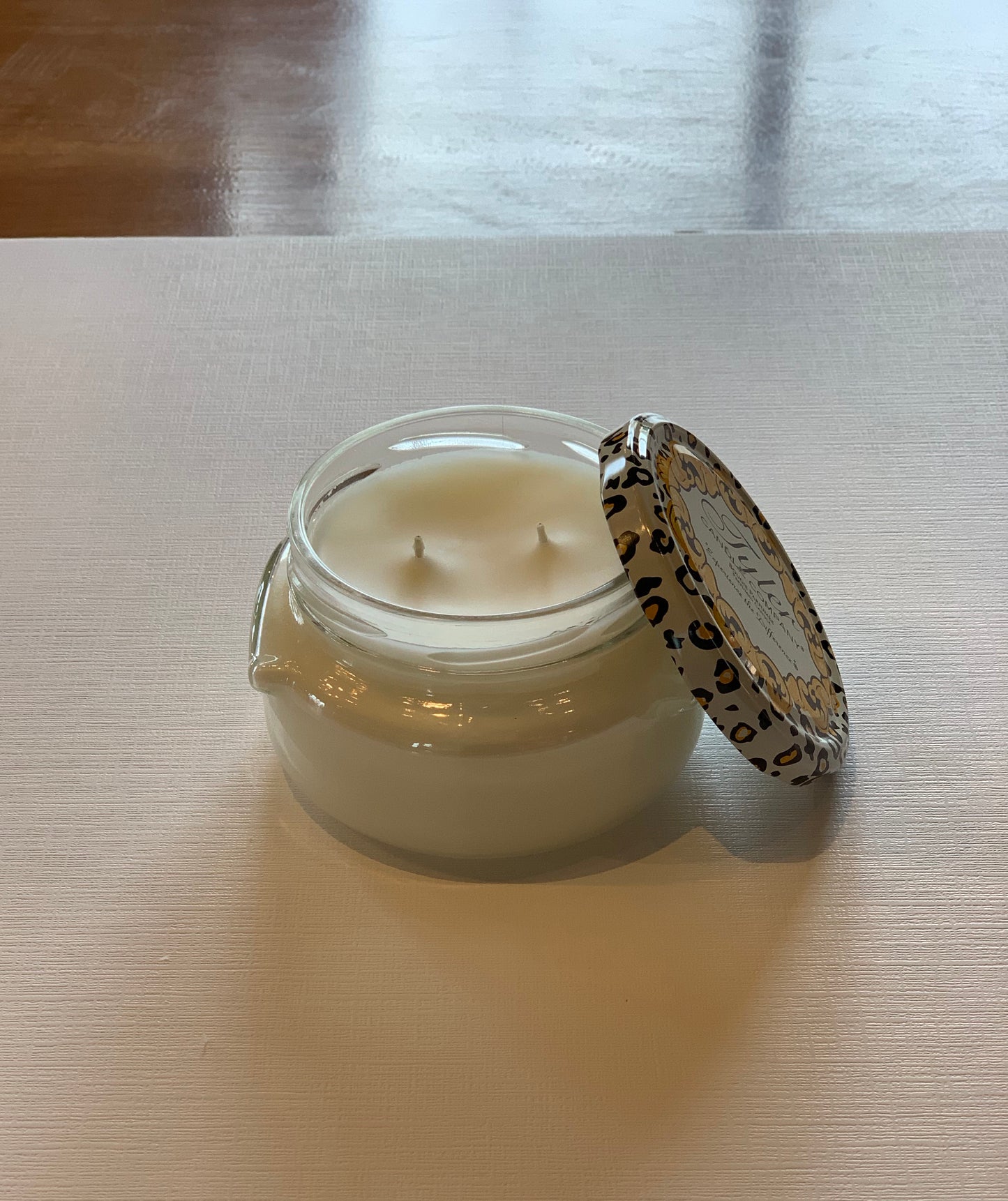 11 oz Platinum Candle